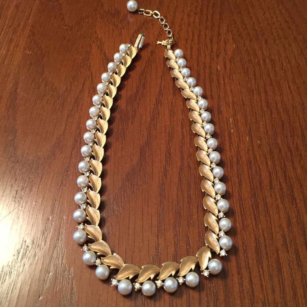 Trifari vintage gold faux pearl necklace.
